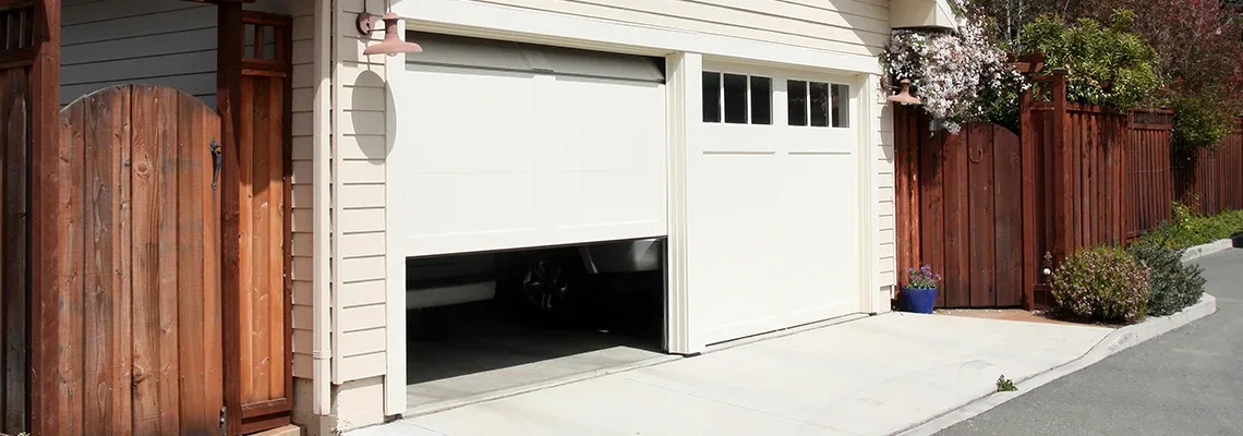 Repair Garage Door Won't Close Light Blinks in Algonquin, Illinois